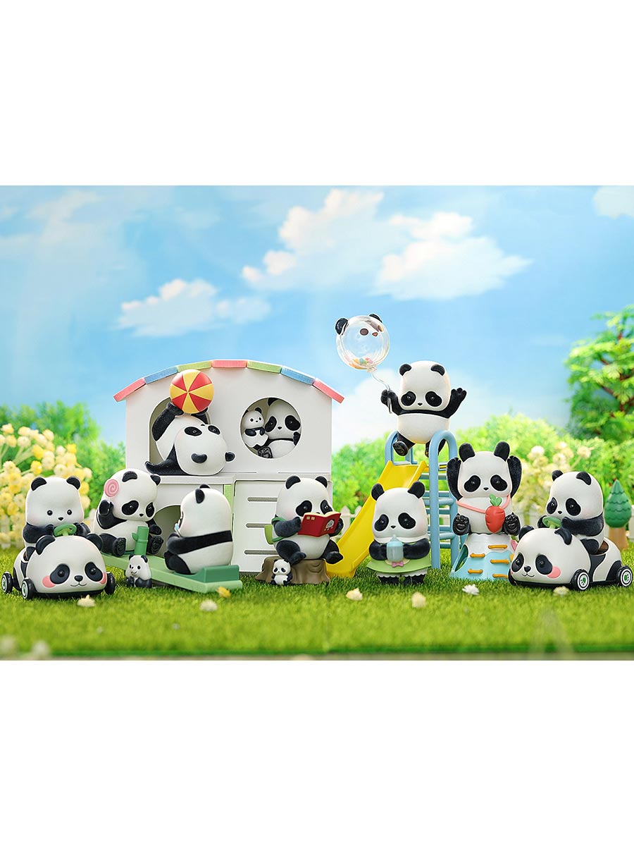 Фигурка Panda Roll Панда в детском саду 1 шт. в сюрприз боксе