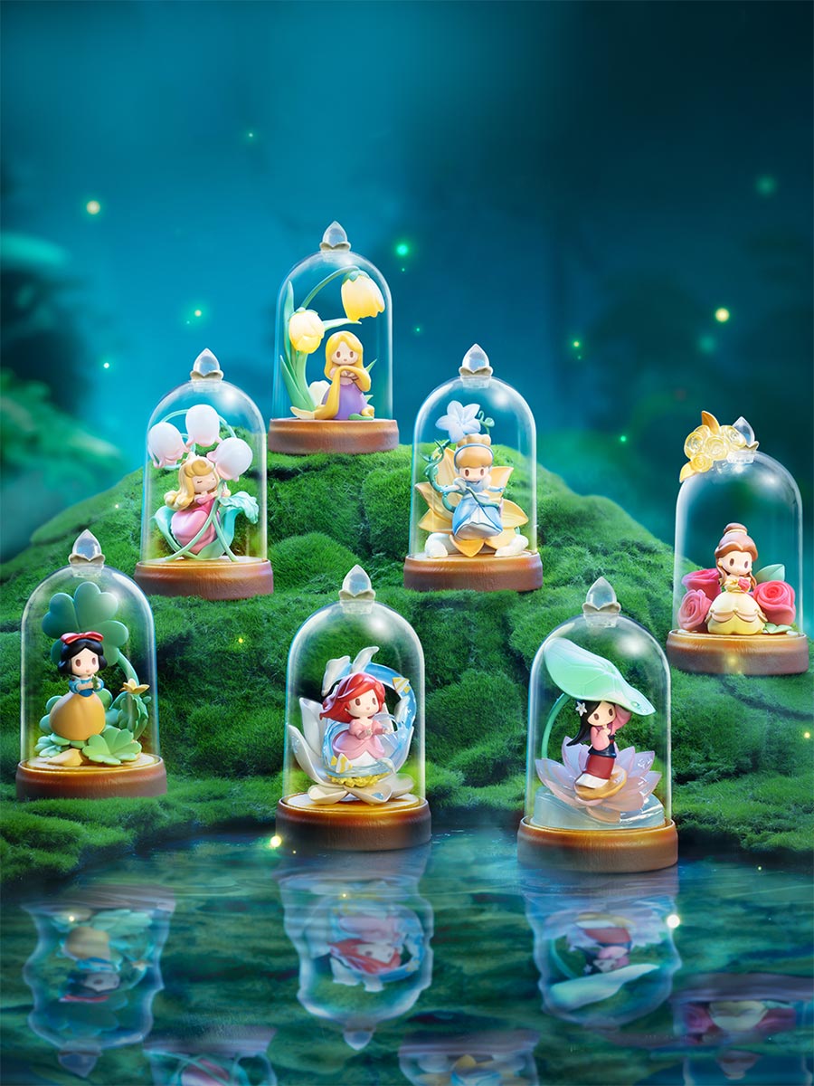 Фигурка DISNEY PRINCESS ДИСНЕЙ Принцессы детская серия Цветы и Тени в сюрприз-боксе 1шт.