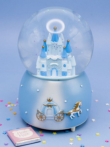 Снежный шар Замок со звуком и подсветкой голубой серия 2, 15 см
