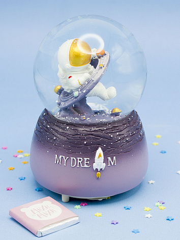 Снежный шар My dream космонавт со звуком и подсветкой серия 2, 12 см
