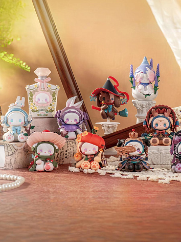 Фигурка Emma Secret Forest Благоухание в сюрприз-боксе 9см, 1шт.