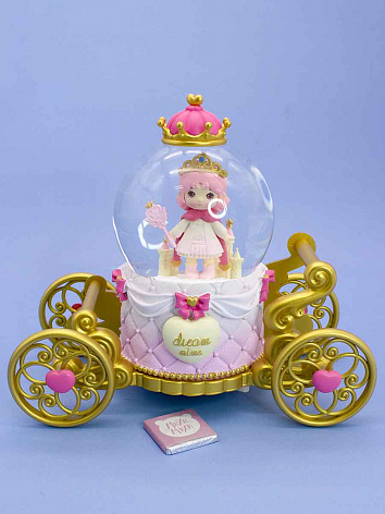 Снежный шар Принцесса на карете со звуком и подсветкой розовый 19 см