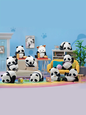 Фигурка PANDA ROLL Панда тоже котик в сюрприз-боксе 1шт.